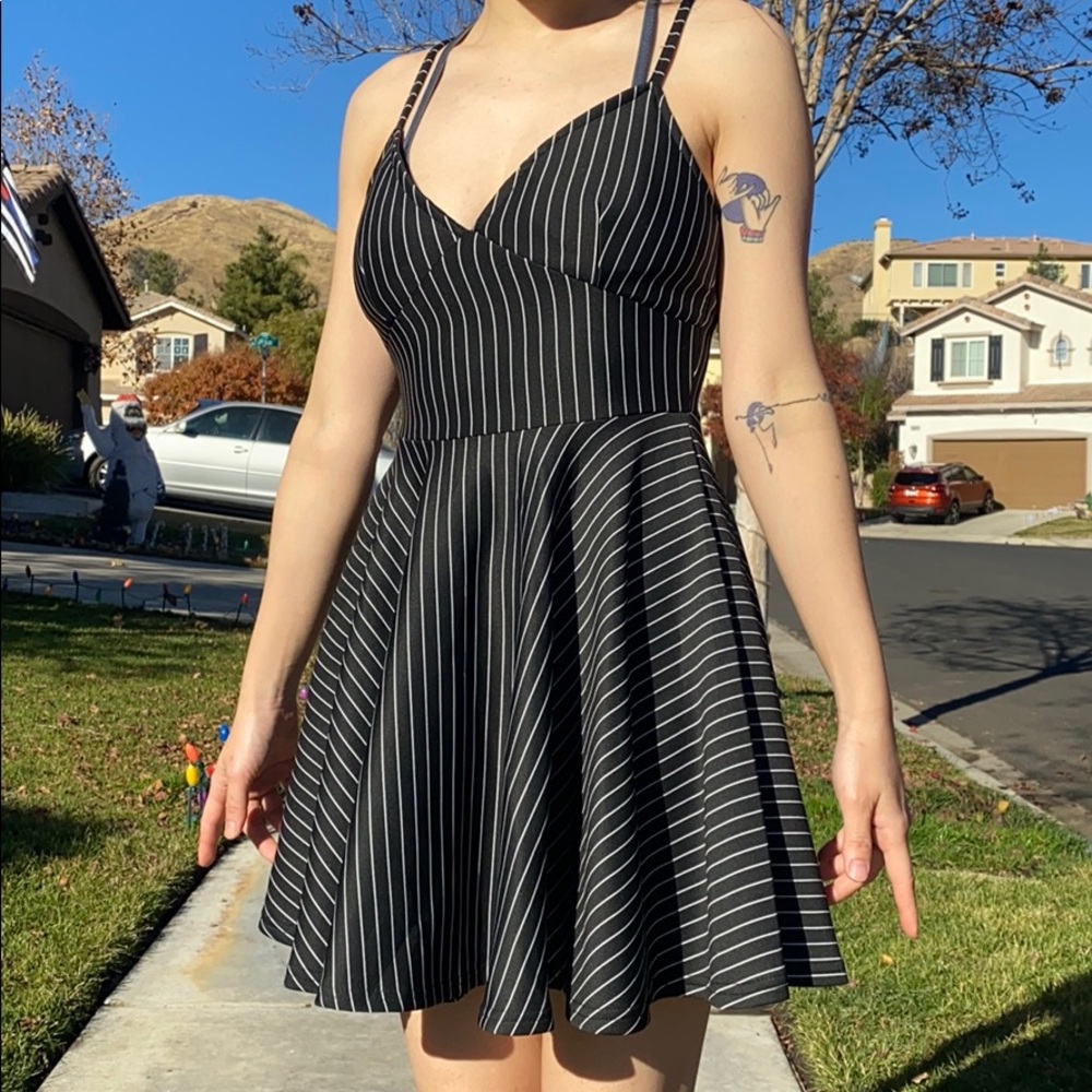 Black pinstriped dress SZ S